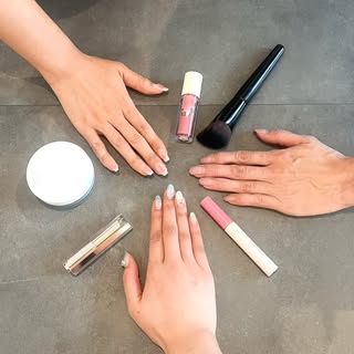 @cosme_sanshimaiのプロフィール画像